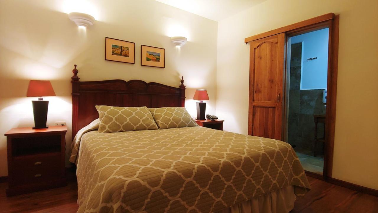 Hotel Boutique Casa Montalvo Куенка Екстер'єр фото