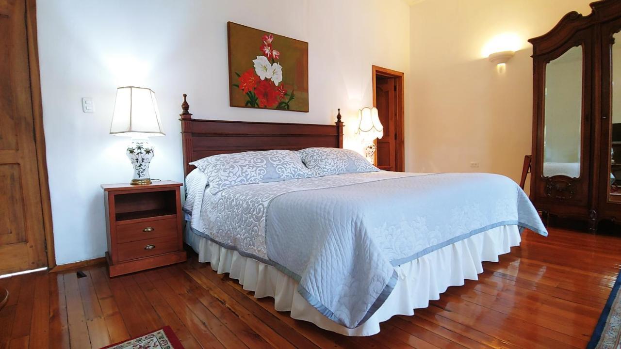 Hotel Boutique Casa Montalvo Куенка Екстер'єр фото