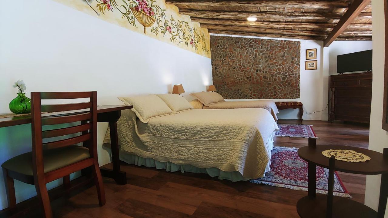 Hotel Boutique Casa Montalvo Куенка Екстер'єр фото